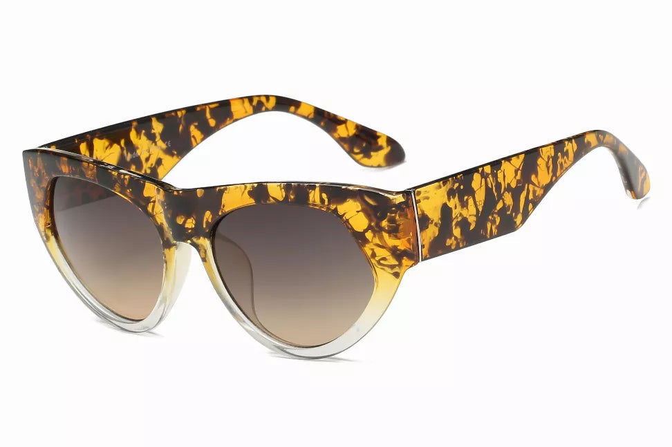 Women's Round Cat Eye Sunglasses IRIS FASHION INC