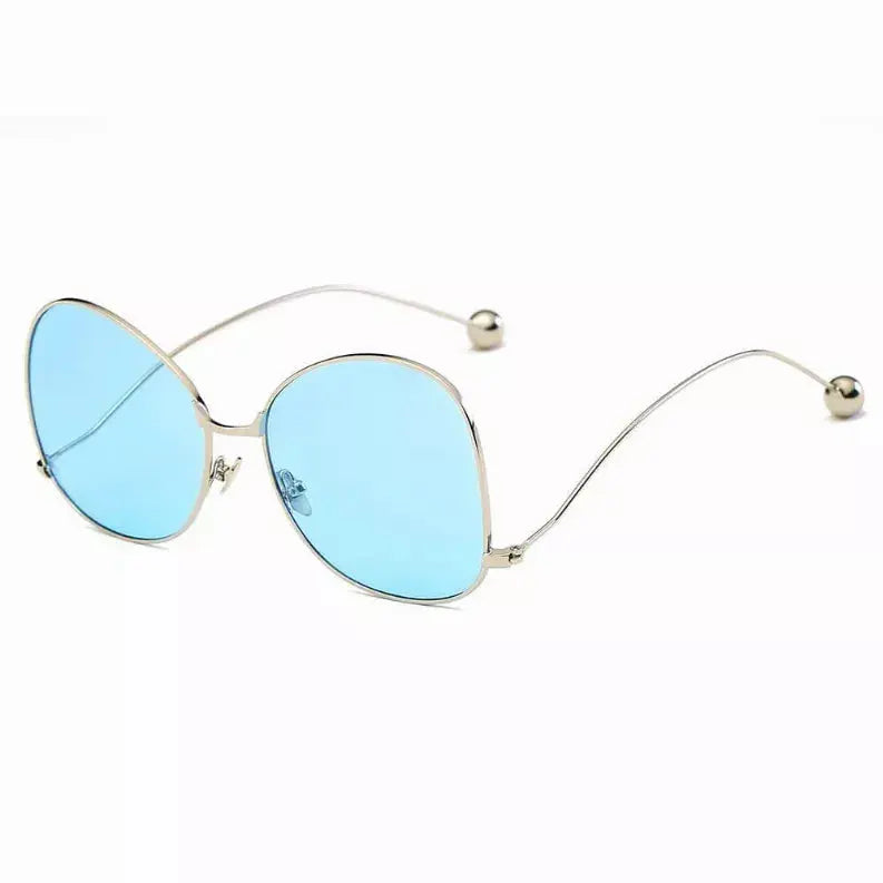 Women's Trendy Sunglasses IRIS FASHION INC