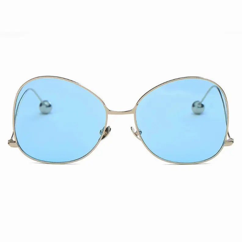 Women's Trendy Sunglasses IRIS FASHION INC