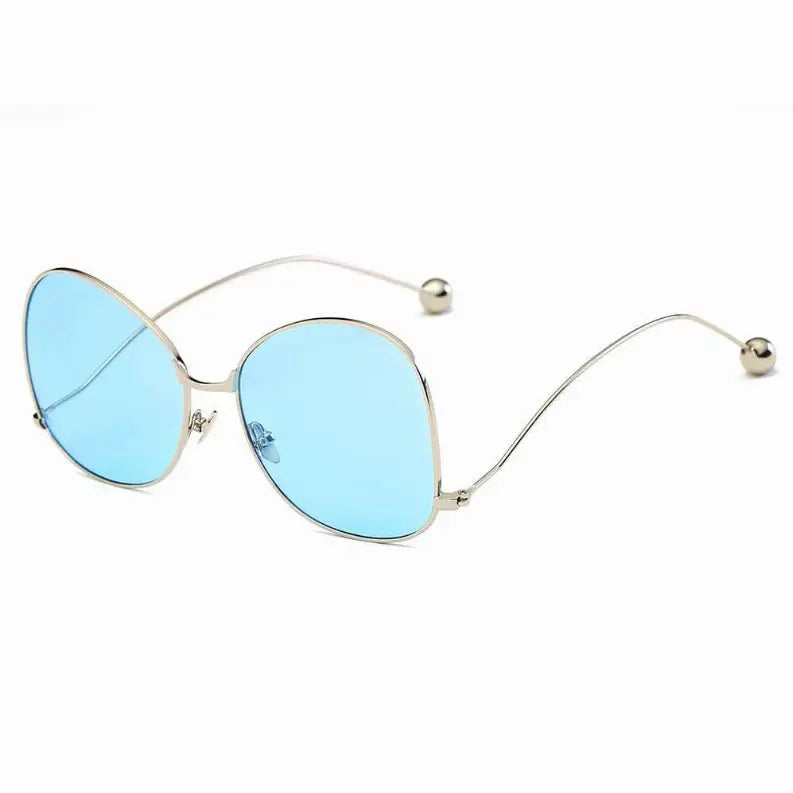 Women's Trendy Sunglasses IRIS FASHION INC