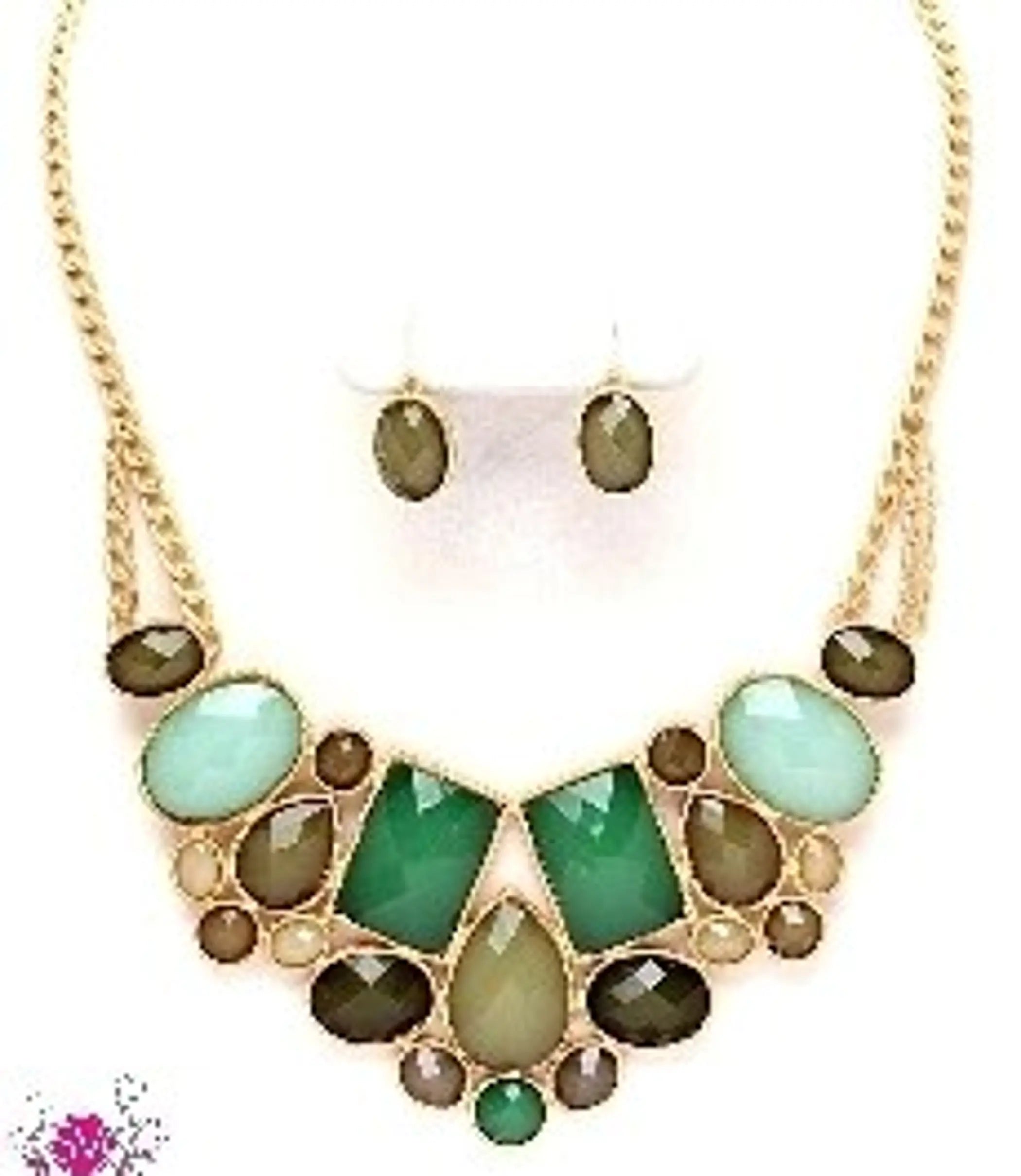Zahra in Green SurelyMine