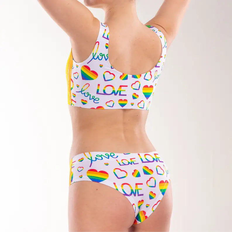 mememe PRIDE Love is CROP TOP for Women Lia International